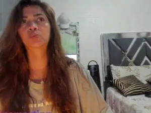 Stream full scene of Belinamartin254 Cam porn model from camsoda