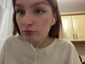 Stream uncensored scene titled Robynsentinella Cam porn model from chaturbate