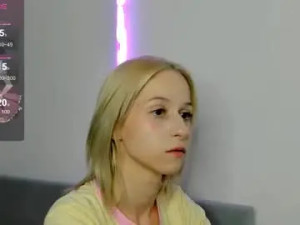 Watch this hardcore movie named Annyme0w Cam porn model from chaturbate