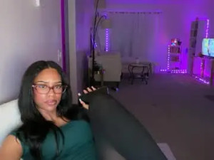 Stream this full movie titled Servestaci Cam porn model from chaturbate