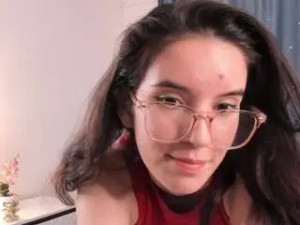 Play this HD scene titled Ernadautrich Cam porn model from camsoda