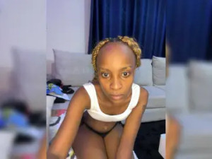 Watch complete scene of Sexymiss-1 Cam porn model from bongacams