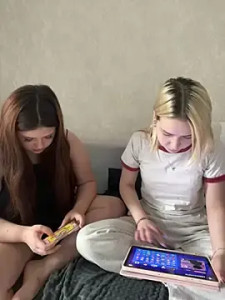 Enjoy watching uncensored scene of Si_lam Cam porn model from stripchat