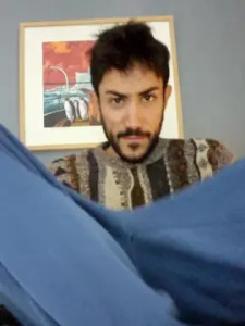 Play this uncensored video titled PenisAVoir, 30 years old, male