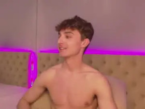 Stream the complete movie named richard_steele_hot, 18 years old, male