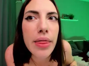 Enjoy watching uncut movie called Baeblossom Cam porn model from chaturbate