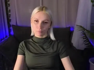 Enjoy watching this uncensored scene of Crystal_hanna Cam porn model from chaturbate