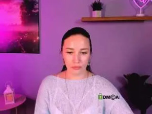 Watch the uncut scene of Emma-blooom Cam porn model from camsoda