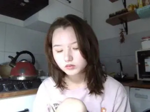 Play the full scene of GlennisSarvis Cam porn model from bongacams