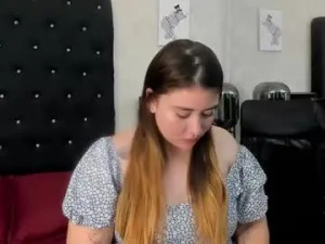 Stream this uncensored video of Rousse_millers Cam porn model from chaturbate