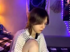 Watch this full video named Kizziequiroz Cam porn model from chaturbate