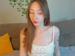 Stream HD clip of Bunny-white Cam porn model from camsoda