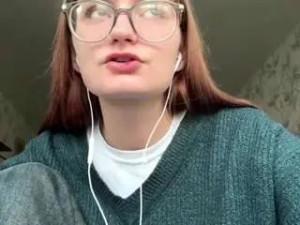 Stream the HD clip of Kiyokovanderroest Cam porn model from camsoda