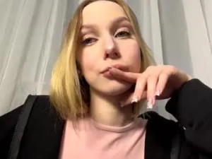 View HD video named Lakeshavotraw Cam porn model from chaturbate