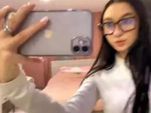 View uncensored video named Emmaflores Cam porn model from camsoda