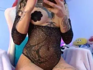 Enjoy watching uncensored clip of Rosexonly Cam porn model from camsoda