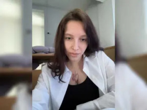 Stream complete movie titled SexyK1tten Cam porn model from bongacams