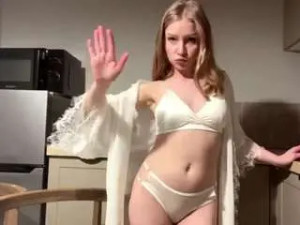 Play complete movie named Natalyaspreitzer Cam porn model from camsoda