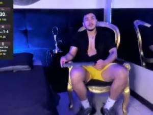 Play complete video called JeisonStark, brunette hair male