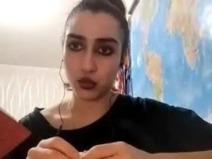 Watch the uncensored video titled Mozellesoomaroo Cam porn model from chaturbate