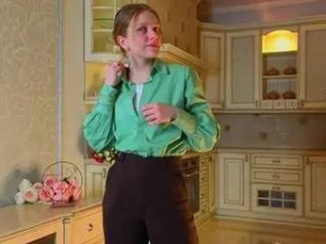 Watch this uncut clip called Avrilciesluk Cam porn model from camsoda