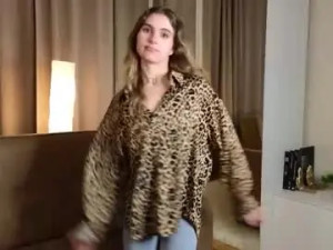 Enjoy watching this hardcore clip titled Rosalvaulman Cam porn model from chaturbate