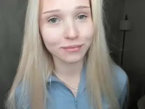 Play HD scene called Mikaelataron Cam porn model from chaturbate