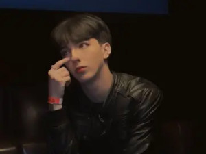 Enjoy watching this uncensored clip of DanielleSinclai, 18 years old, brunette hair male