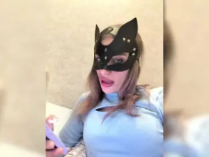 View full movie called SerenKirk Cam porn model from bongacams