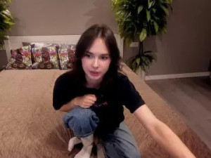 Watch this full video titled ElaraNoirr Cam porn model from bongacams