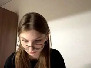 Play this full clip titled Magdalenapatry Cam porn model from camsoda