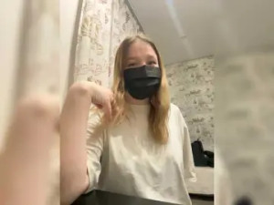 Watch the uncensored video of Hollymollylove Cam porn model from bongacams