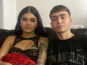 Stream complete video called SexyFlaquitaIvi, male