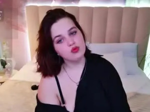 Stream this uncensored scene of Rebecca__moon Cam porn model from chaturbate
