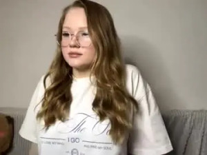 Play the hardcore video named Weicauley Cam porn model from chaturbate