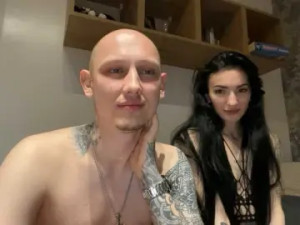 Stream this full scene named Dark-Luna Cam porn model from bongacams