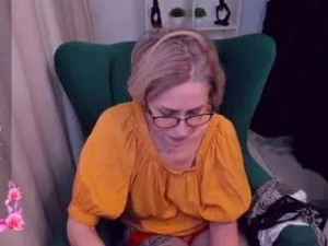 Enjoy watching full clip of Pamellamurphy Cam porn model from camsoda