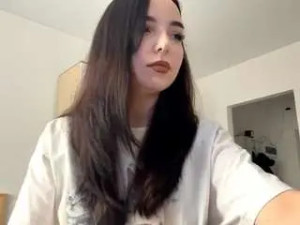 Stream this uncut video titled Alvalawbaugh Cam porn model from camsoda