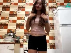 Play the hardcore video titled Twylailler Cam porn model from camsoda