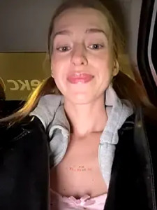 Watch uncensored movie named Kira_mia Cam porn model from stripchat