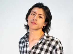 Enjoy watching uncensored movie of LiamShelby, 25 years old, brunette hair male