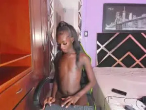 Play the complete clip called kimberly_ebonny, trans