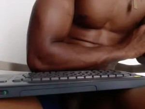 Watch this complete movie named drake_brown_23, 24 years old, male