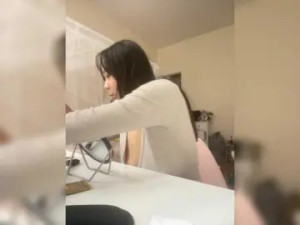 View this full movie of Baeezzyy Cam porn model from bongacams