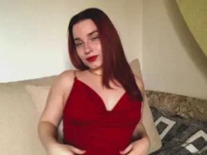 Stream uncut clip of CristieHas Cam porn model from bongacams