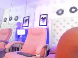 Stream this uncut scene titled Villy_elliot Cam porn model from chaturbate