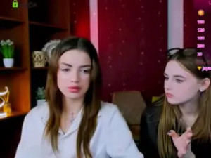 Watch complete movie called Moon_shine25 Cam porn model from chaturbate