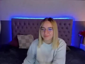 View complete movie titled Carollflexx Cam porn model from chaturbate