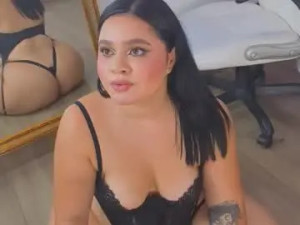 Play this uncut clip of Sofiaa_cortes Cam porn model from chaturbate