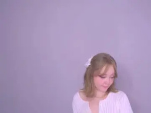 Play this uncensored scene titled Comecloserr Cam porn model from chaturbate